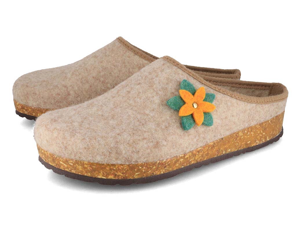 Tuffeln Floral Vegan Felt Slippers, Beige
