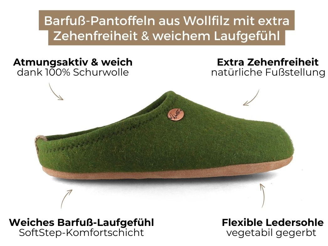 Barefoot felt slippers with plenty of toe room, green