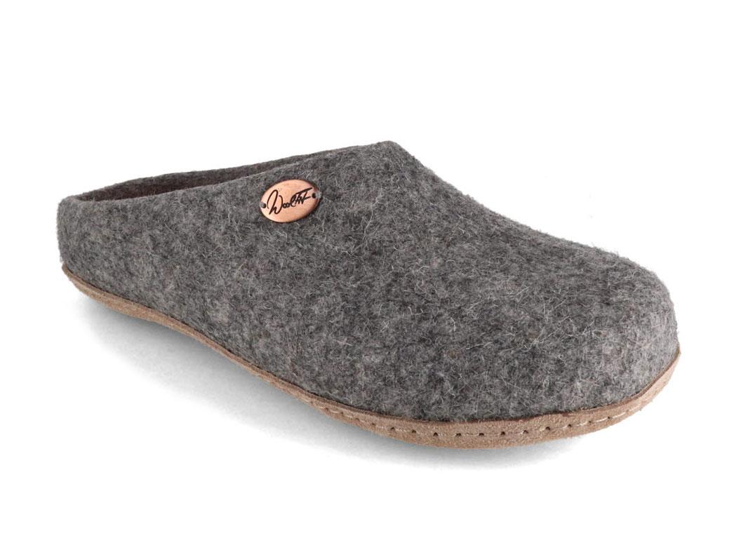 classic-handgefilzte-pantoffeln-mit-einlegesohle-hellgrau #farbe_hellgrau