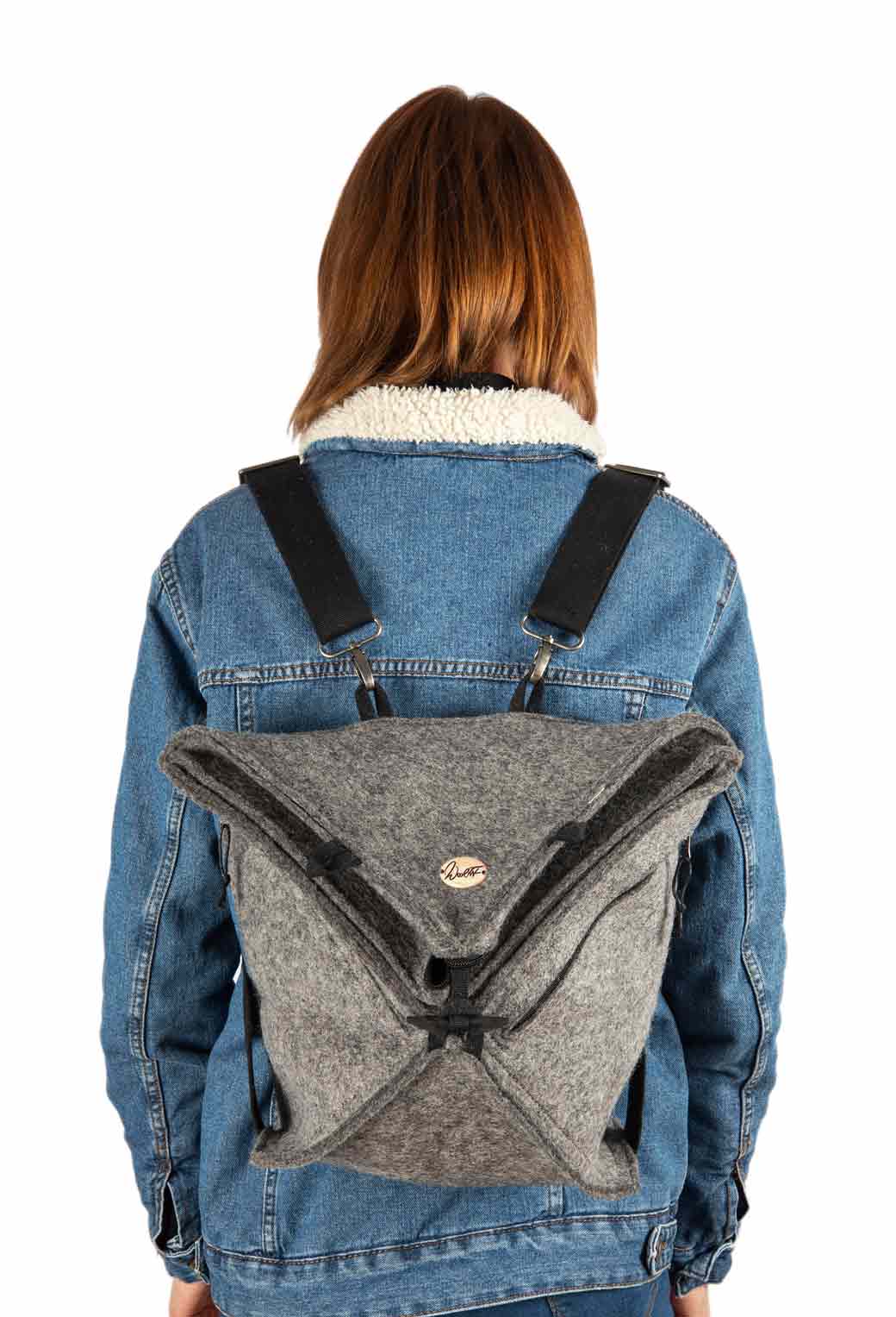 4 origami-filz-rucksack-hellgrau #farbe_hellgrau