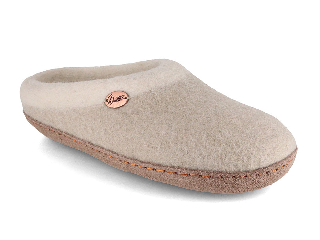Sherpa felt slippers with footbed & leather sole, oatmeal